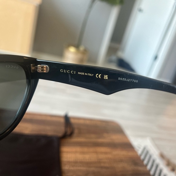 New Condition Gucci Sunglasses - Picture 9 of 16